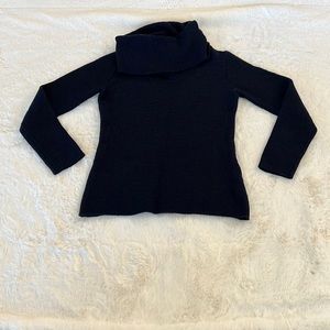 BANANA REPUBLIC WOMEN’S SWEATER